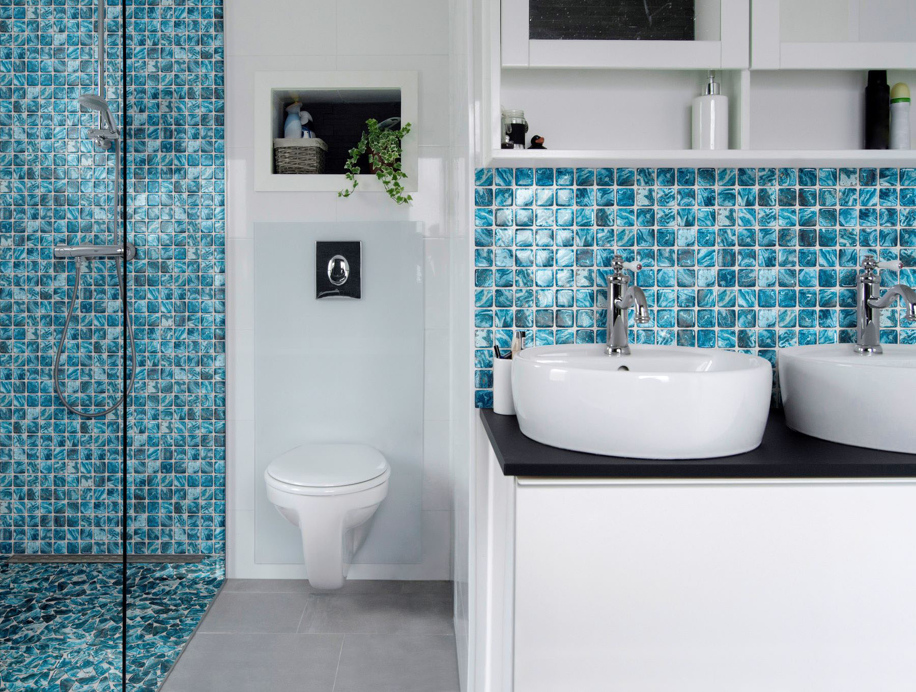 Glass Pebble Blue + Glass Square Blue Marble Pattern Mix | Demolive