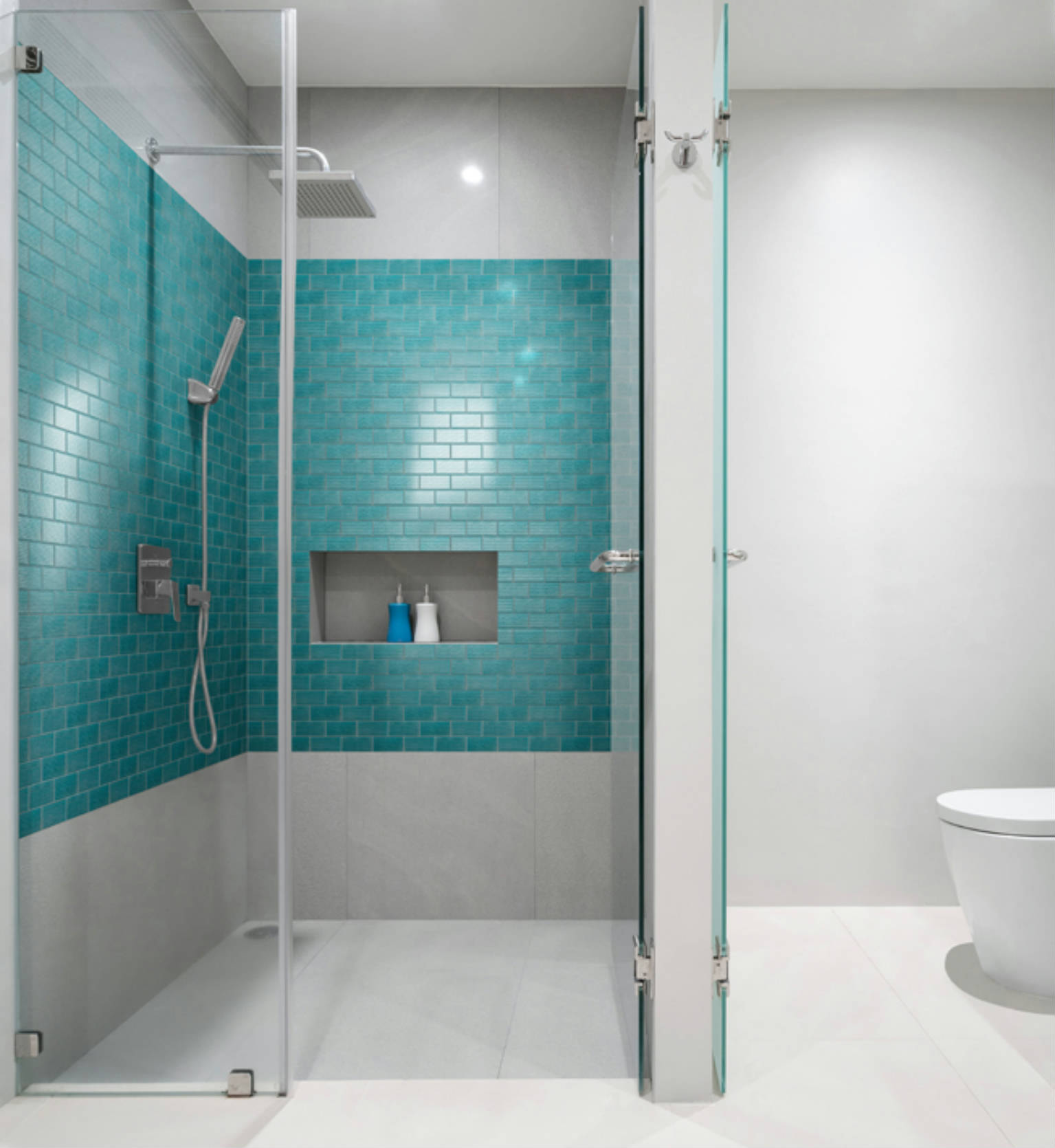 Linear aqua Glass | Demolive