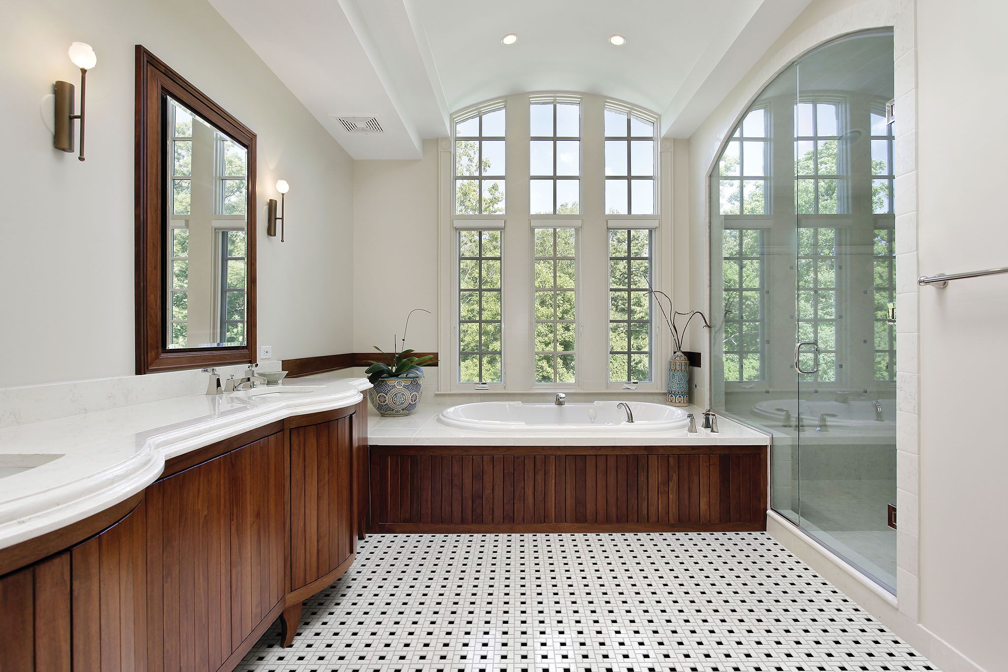 Traditions White W/Retro Black Matte Basketweave Mosaic | Demolive